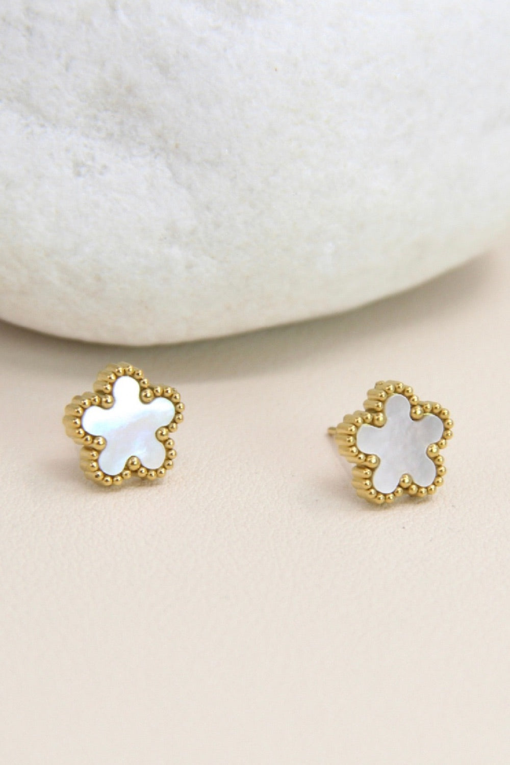 Boucles d’oreilles VAN